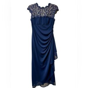 Alex Evenings Women's Long Cap Sleeve Side Ruched Gown